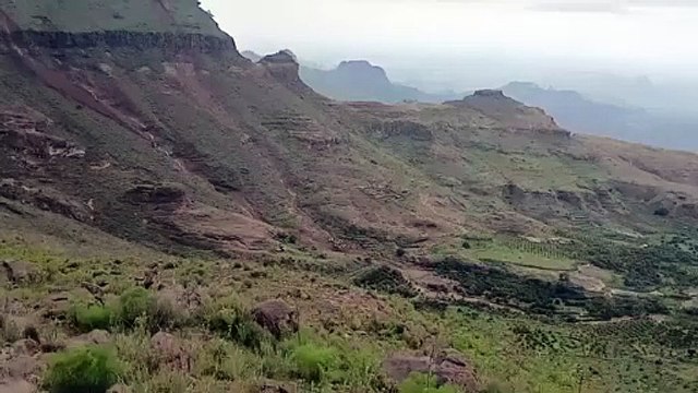 Deslizamento de terras no Sudão soterra aldeia e faz cerca de mil mortos
