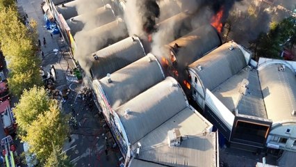 Bağcılar İSTOÇ'ta yangın; 17 iş yeri hasar gördü