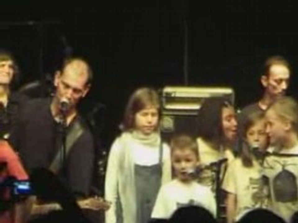 TETES RAIDES MANTES 17052008 Banco