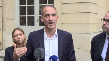 Vote de confiance : « Nous ne voulons pas le chaos », assure Raphaël Glucksmann