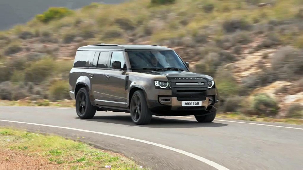 Land Rover Defender 130 (Dynamique)