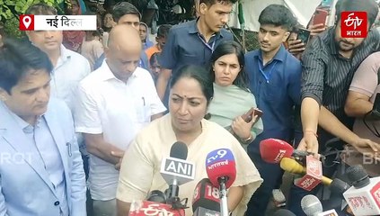 दिल्ली में सीएम रेखा गुप्ता ने बाढ़ पीड़ितों से की मुलाकात, अधिकारियों को सभी बंदोबस्त करने के सख्त निर्देश जारी