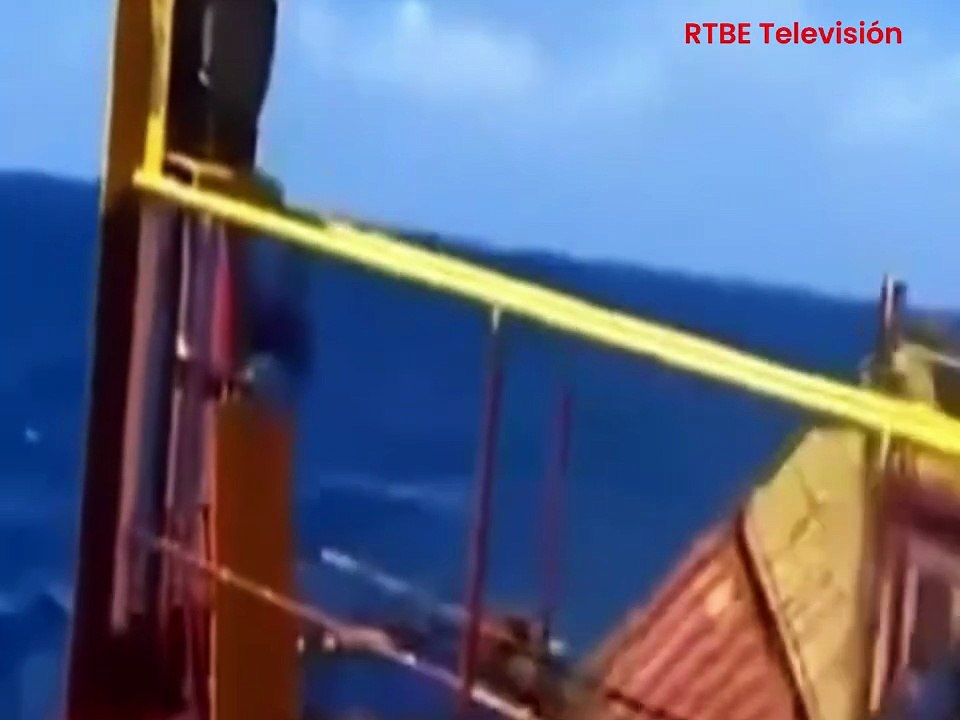Explorando el poder del Océano: Tormentas y Olas extremas