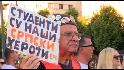 Serbia, a Belgrado la grande marcia per chiedere nuove elezioni