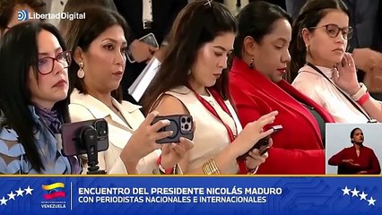 Maduro asegura que barcos de guerra y un submarino nuclear "apuntan contra Venezuela"
