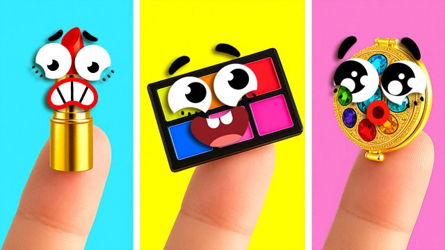 💅 Lipstick, Nails & Drama: The Real Housewives of My Purse 🎭