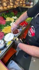 Bol Malzemeli Soğuk Sandviç _._İstanbul_da bulunan _kahvalticimuratusta34_in yanına uğradım ustam Türkiyede sadece kendilerinin yaptıkları bol malz