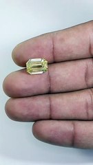 Yellow sapphire: Golden Brilliance