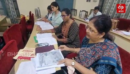 यूपी में अंग्रेजी पढ़ाने से पहले गुरुजी की लगेगी 'क्लास', आंग्ल भाषा शिक्षा संस्थान तैयार कर रहा मॉड्यूल