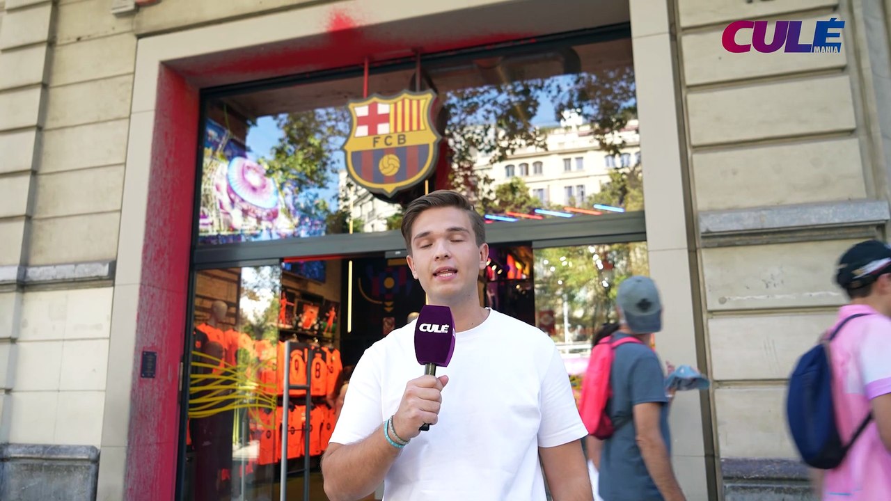 Activistas vandalizan la tienda oficial del Barça como protesta de sus vínculos con Israel y el Congo