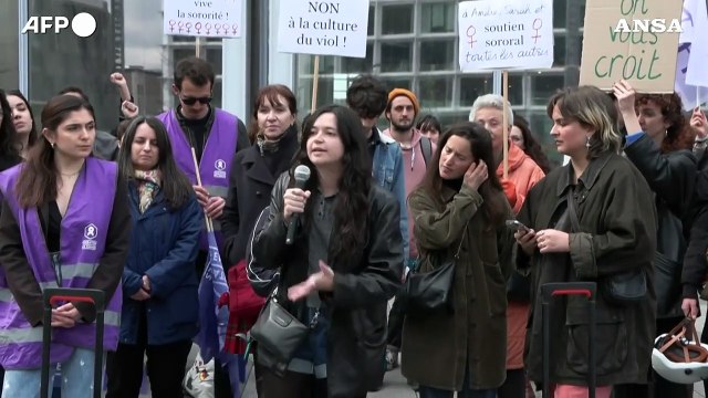 Al via il processo a Gérard Depardieu per violenza sessuale. C'è anche Fanny Ardant, che lo difende