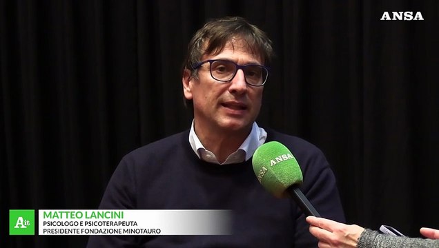 Lo psicologo: «Gli adulti faticano ad ascoltare le emozioni degli adolescenti»