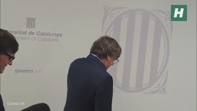 El saludo entre Salvador Illa y Carles Puigdemont en Bruselas