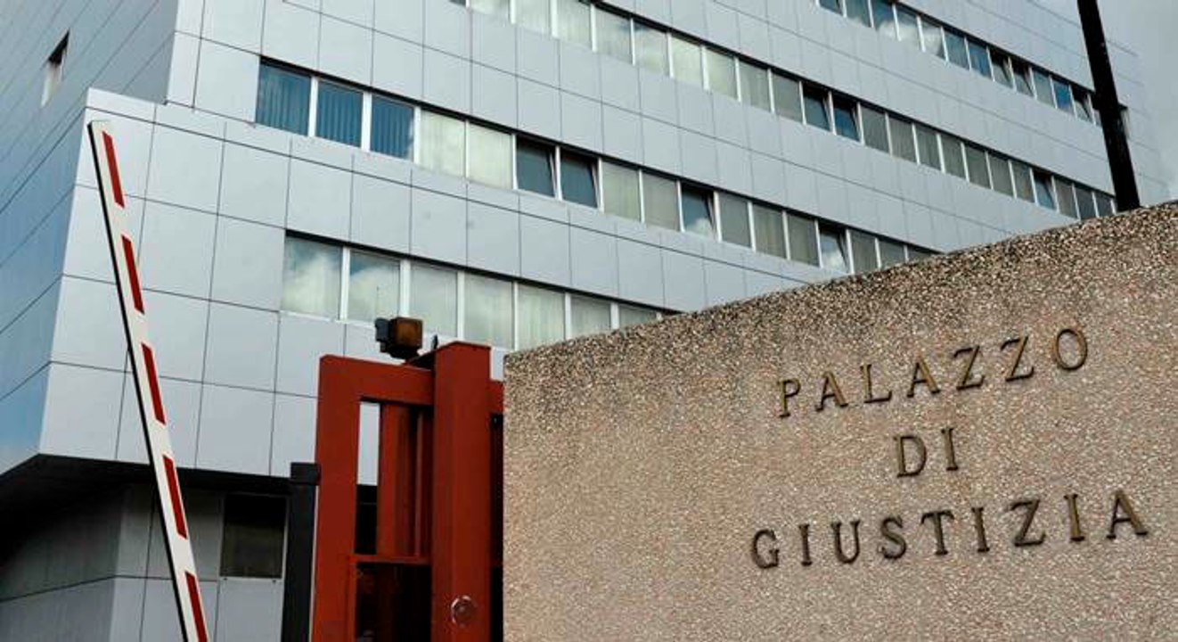 Fatture gonfiate e appalti pilotati a Fiumicino