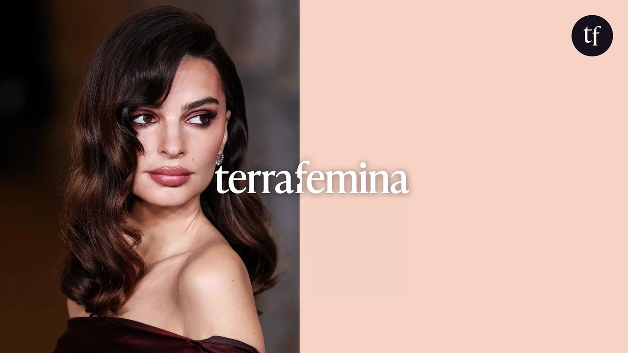 "La reine du bikini", "ce corps !", "hot summer" : EmRata obsède en bikini sur ces photos décomplexées qui clignent de l'oeil à Dua Lipa, et ses selfies sont tout sauf anodins