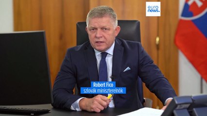A Nyugat nem hajlandó diktátorokkal parádézni, de a magyar külügyminiszter ott lesz Pekingben