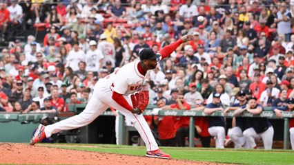 Aroldis Chapman Signs Extension with Boston Red Sox