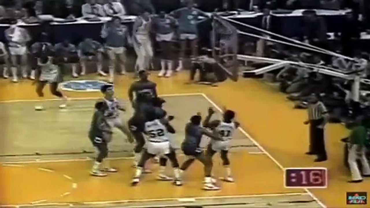 Basket : Documentaire sur Michael Jordan (USA), le meilleur joueur de Basket de tous les temps