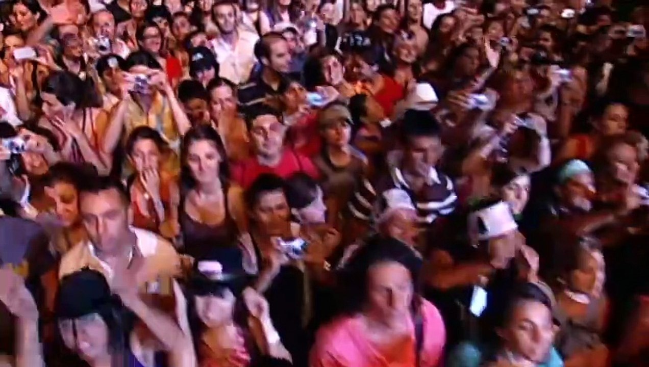 LAURA PAUSIN — MILLE BRACCIA Napoli | LAURA PAUSIN: LAURA LIVE 09 WORLD TOUR