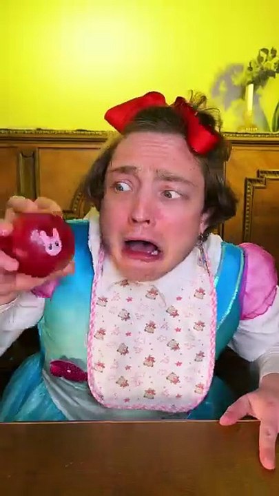 Squid Game Apple Challenge: Peel Like a Pro!🦑🍎