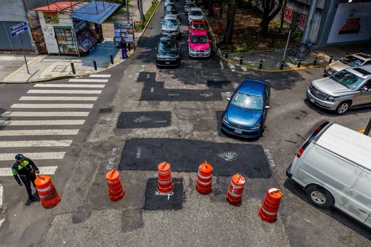 Lluvias en CDMX: Clara Brugada lanza plan de bacheo tras afectaciones en vialidades