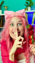 💋 Secret Lipstick Trick! 🍓😂 You Won’t Believe This Sneaky Hack!