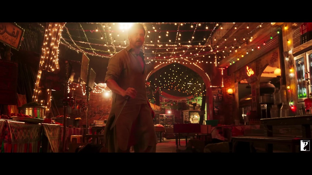 WAR 2 _ Official Trailer _ Hrithik Roshan _ NTR _ Kiara Advani _ Ayan Mukerji _ YRF Spy Universe(1080P_HD)