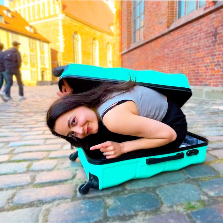 Street Artist turns My old Suitcase into rolling Art 😲 See how He did 🧳