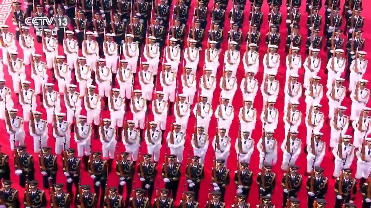 Regardez, résumé en 60 secondes, le plus important défilé militaire de l'histoire récente de la Chine, qui s'est déroulé cette nuit avec plus de 10.000 soldats
