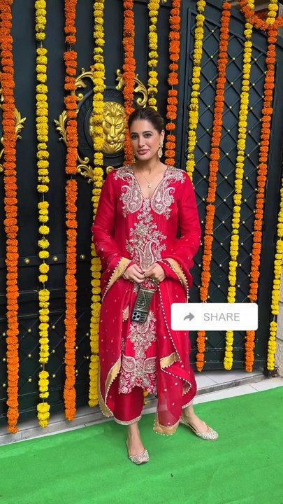 Bollywood Actress Nargis Fakhri Spotted at Pooja Event ❤️🥰🔥 #nargisfakhri #bollywood #actresses #actressreels #actress