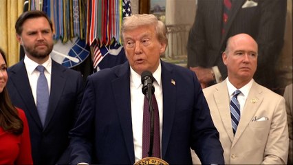 Trump dice que Estados Unidos ha atacado un barco con drogas que partió de Venezuela