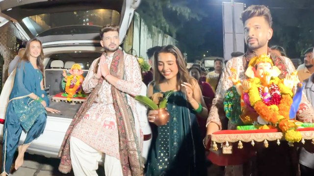 Ganpati Bappa Morya: Tejasswi Prakash & Karan Kundra Dance & Celebrate Their Ganpati Visarjan!