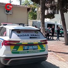 Aracıyla TIR'a çarpan genç avukat kurtarılamadı!