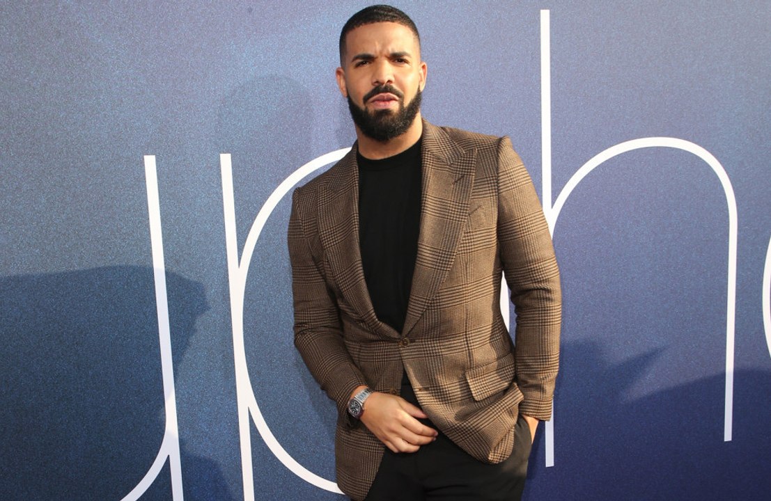 Drake: er äußert sich zu den spekulationen über 'fake abs'