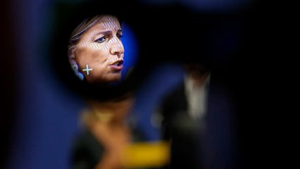 Díaz cree que "ha llegado la hora" de debatir la jornada laboral a pesar de poder perder la votación