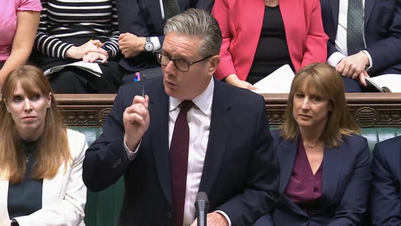 Keir Starmer blasts ‘disgraceful’ Nigel Farage for ‘badmouthing’ UK on Reform leader’s US visit