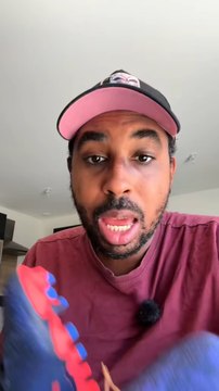 On change les crampons on passe de Kipsta aux adidas F50