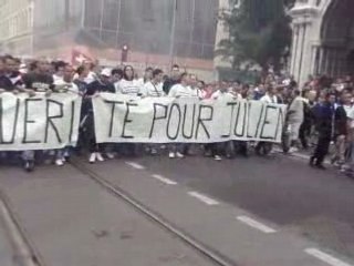 Manif societé manipulée verité pour julien 2