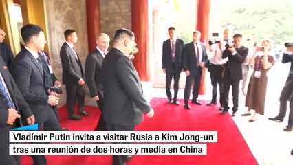El abrazo entre Kim Jong-un y Vladimir Putin tras despedirse