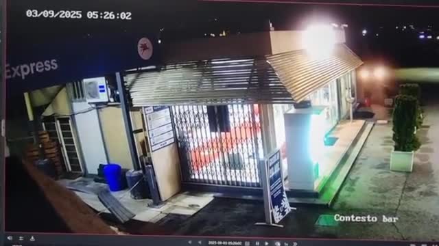 Catturata la banda delle spaccate: il video del furto in un locale