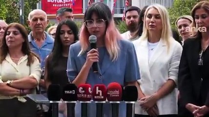 Sosyal medyada Cumhurbaşkanına hakareti normalleştirmeye çalışan kadın komik duruma düştü! O çikolatayı ne zaman yiyecek?