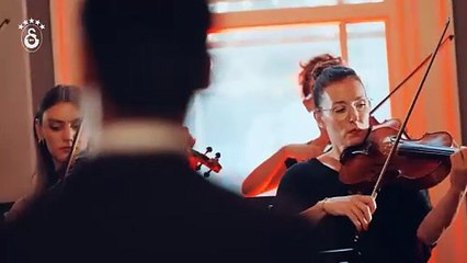 Galatasaray Lisesi'nde İlkay Gündoğan'a özel video