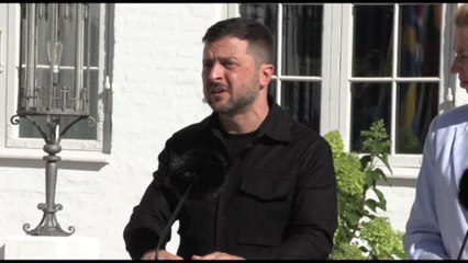 Zelensky: spero di discutere con Trump di nuove sanzioni a Russia