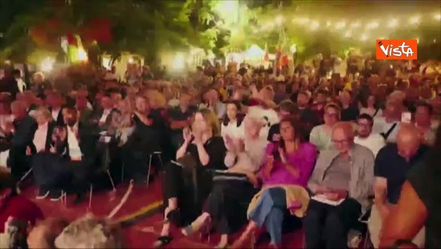 Fratoianni (Avs) a Meloni: Ti devi preoccupare. Cambia il vento e la musica