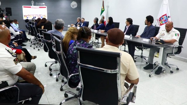 Andrés Mijes impulsa movilidad sostenible con nuevas rutas y transporte seguro en Escobedo