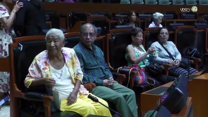 Adultos mayores fueron diputados por un día; piden transporte gratuito