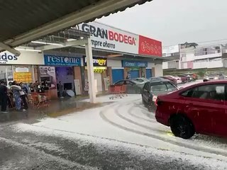 ¿Navidad en septiembre? Tlaxcala se cubre de blanco tras caída de nieve