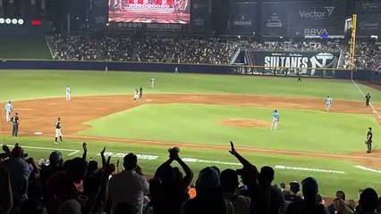 ¡Se va! ¡Se va! y ¡Se fue...!   Sultanes hace Home Run
