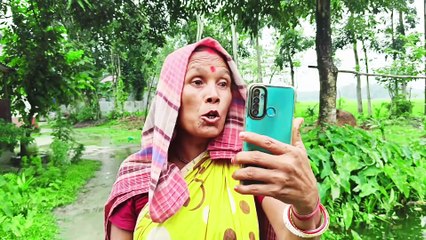 পাশের বাড়ির শাশুড়ি ক্যামেরাম্যান 🤣  মজার কমেডি ভিডিও  Adda Funny Baz