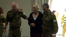 L'arrivo a casa di Gadi Moses, l'ostaggio tedesco-israeliano di 80 anni